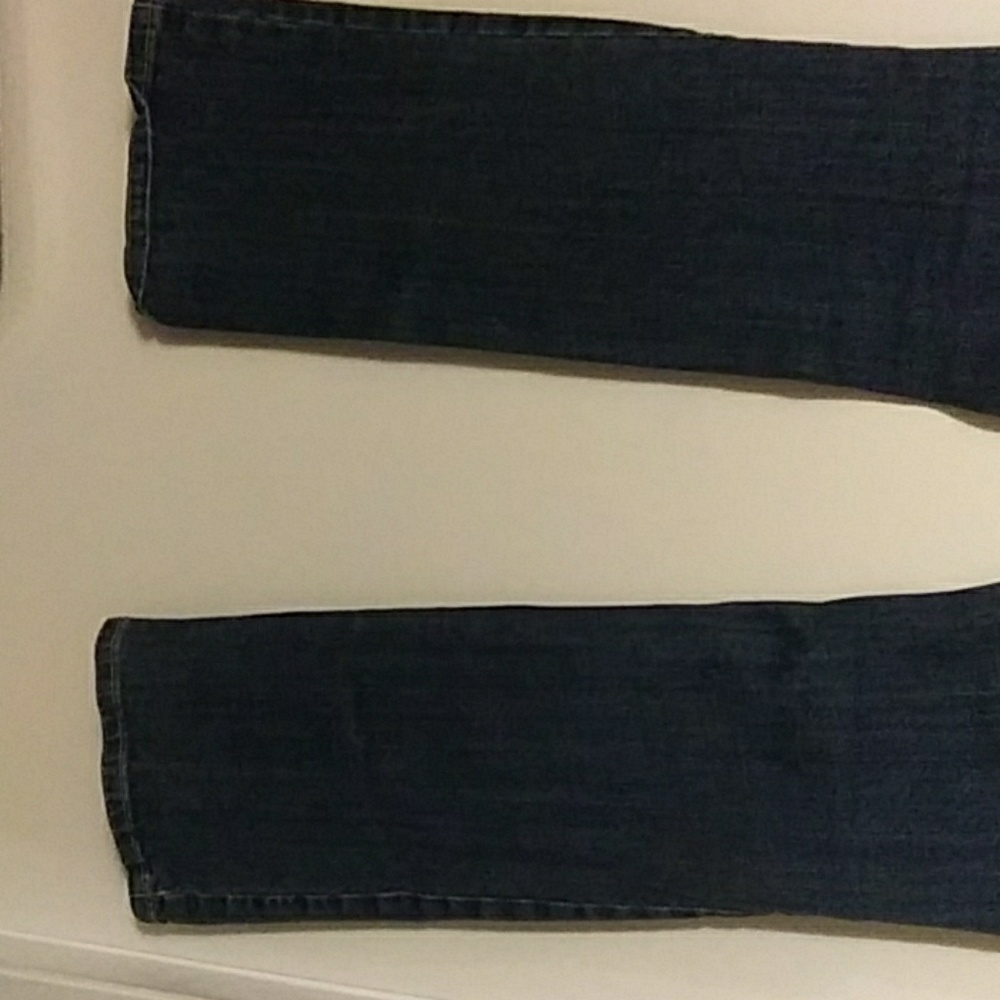 Jeans - Picture 3 of 3